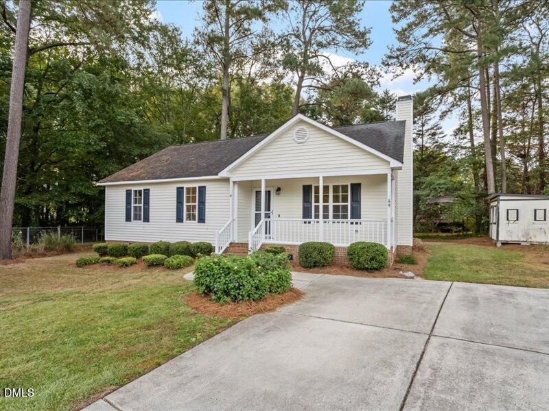 4 Lindsay Ct, Clayton, NC 27520