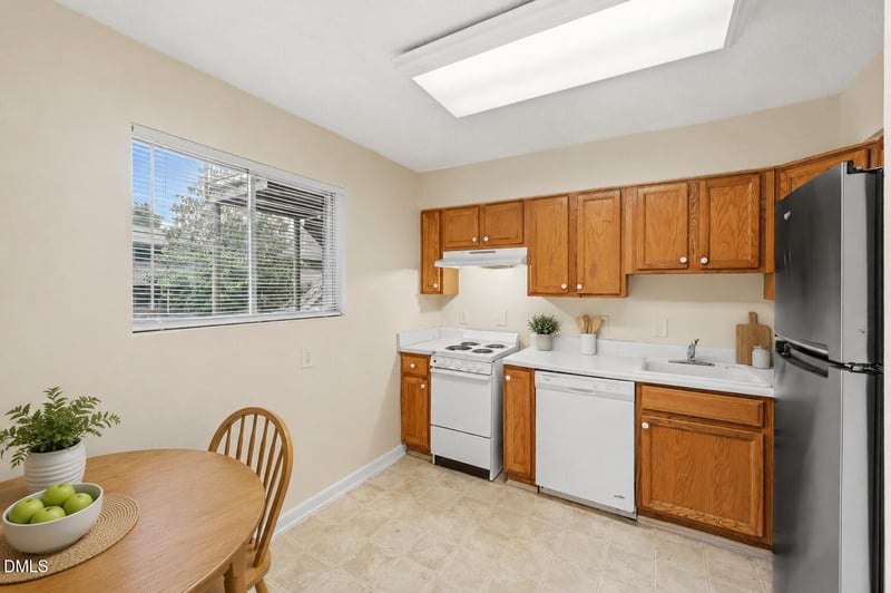 4 Shepherd Ln #Bldg C, Chapel Hill, NC 27514