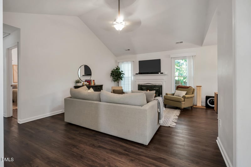 4 Trump Ct, Durham, NC 27703