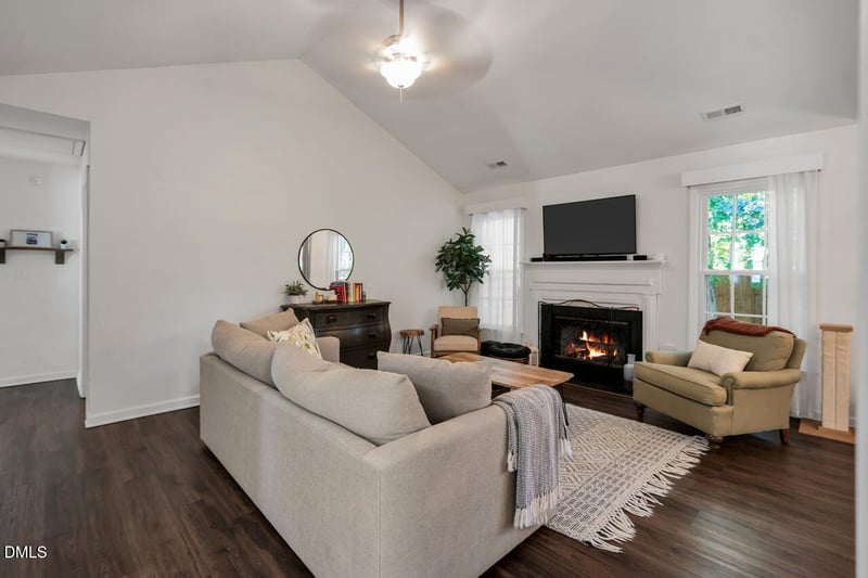 4 Trump Ct, Durham, NC 27703
