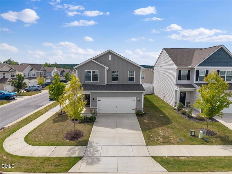 40 Branch Wood Dr, Fuquay Varina, NC 27526