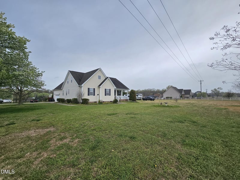 40 Wild Winds Dr, Coats, NC 27521