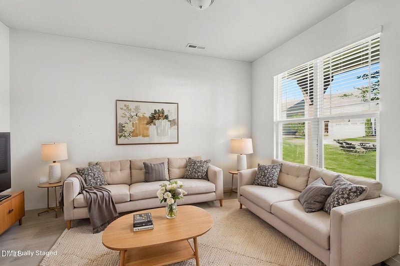 400 W Copenhaver Dr, Clayton, NC 27527