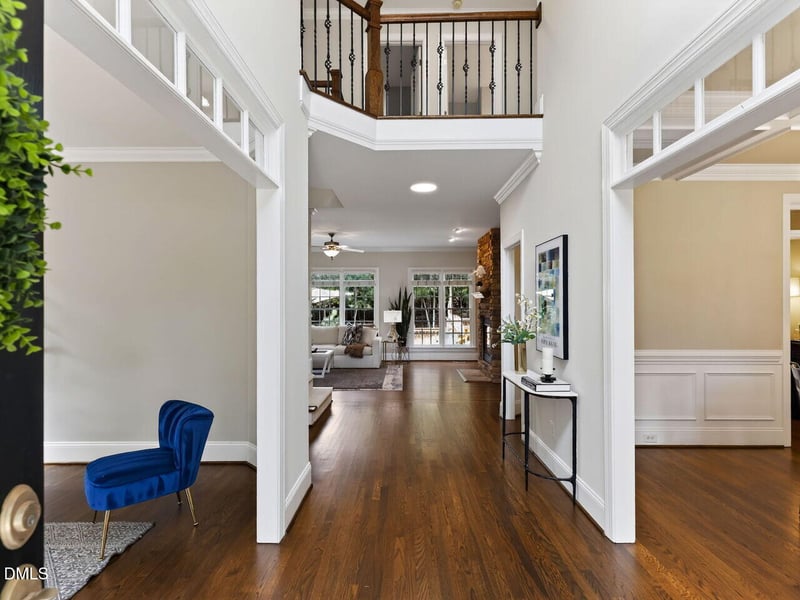 400 Flint Point Ln, Holly Springs, NC 27540