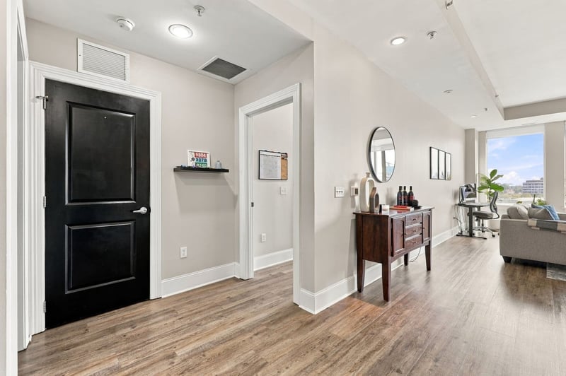 400 W North St #1028, Raleigh, NC 27603