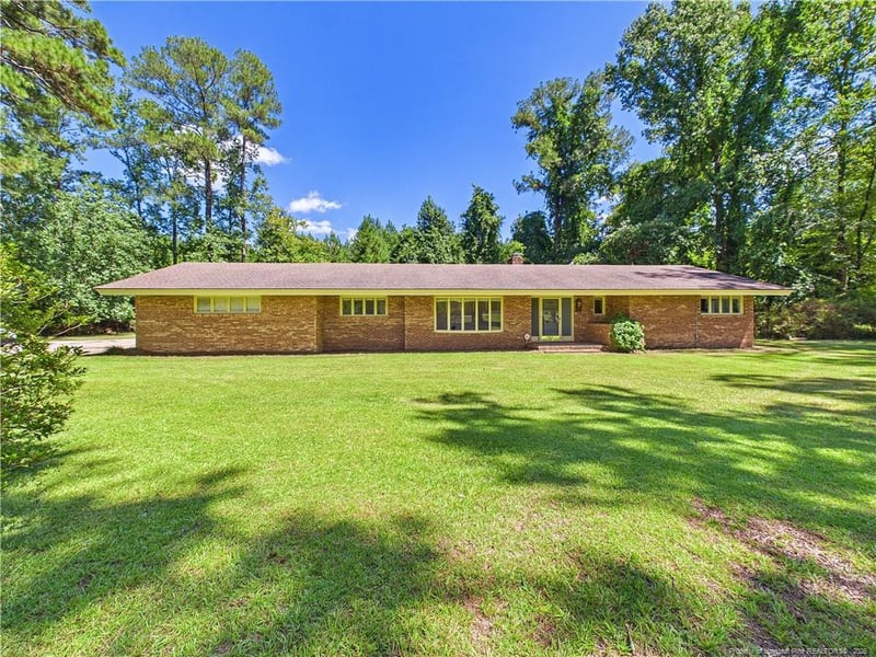4009 Cedar Creek Rd, Fayetteville, NC 28312