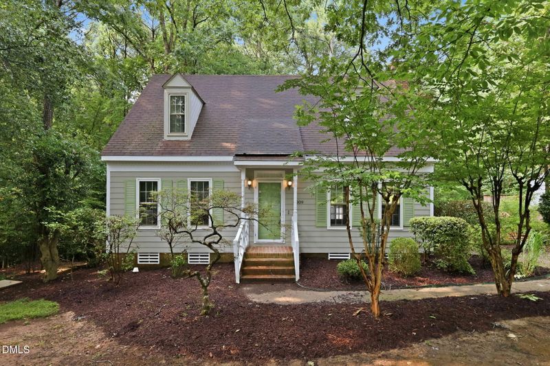 4009 Saint Edmunds Ln, Apex, NC 27539