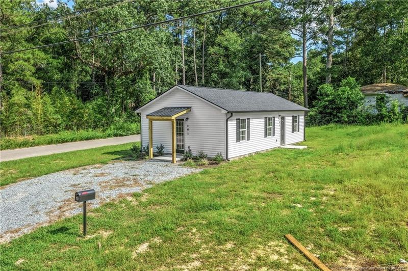 401 Cedric St, Fayetteville, NC 28303