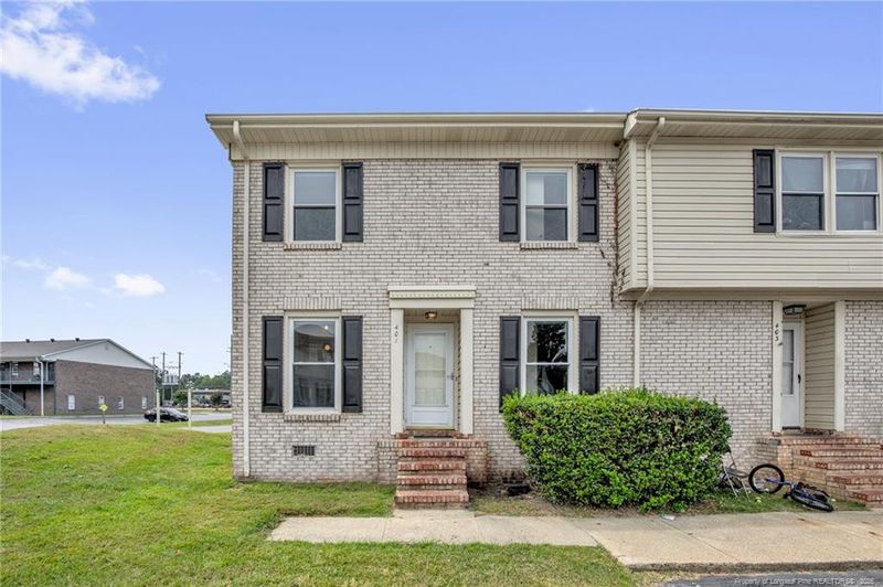 401 Kirkcaldy Ct, Fayetteville, NC 28314