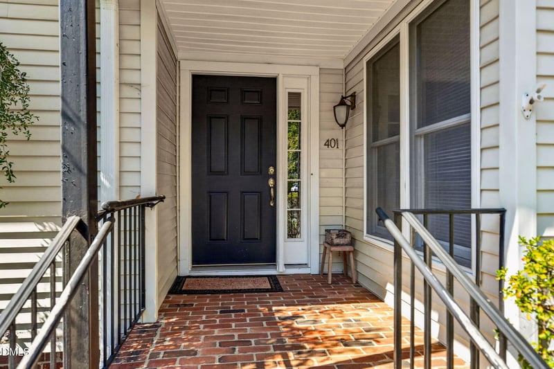 401 Lyndfield Close, Pittsboro, NC 27312
