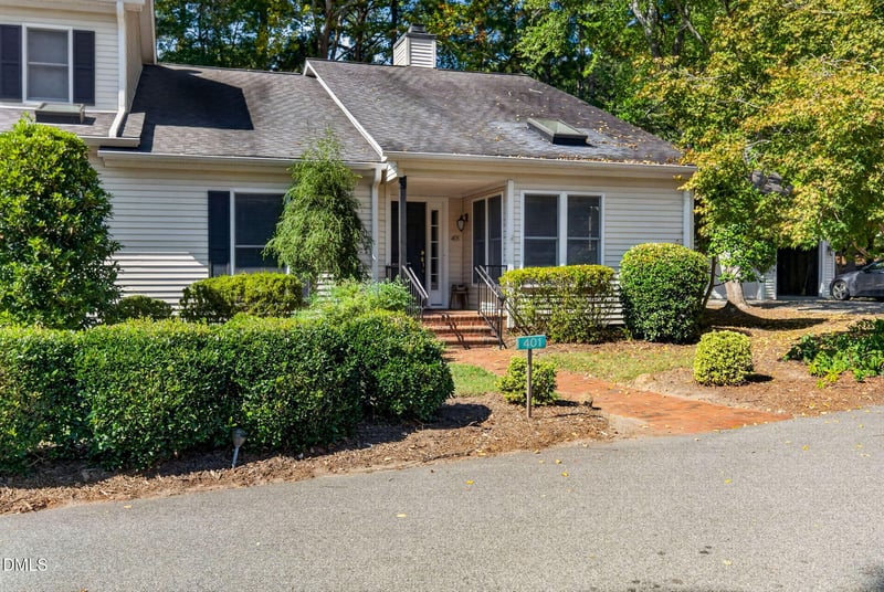 401 Lyndfield Close, Pittsboro, NC 27312