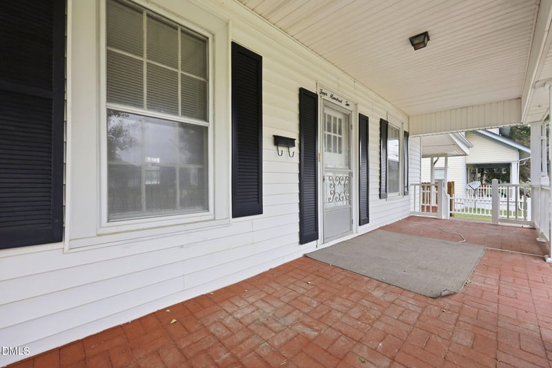 402 S 13th St, Erwin, NC 28339