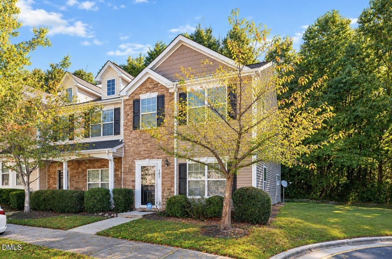 402 Bayou Ct, Knightdale, NC 27545