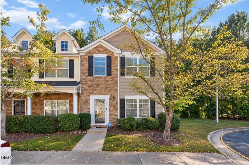 402 Bayou Ct, Knightdale, NC 27545