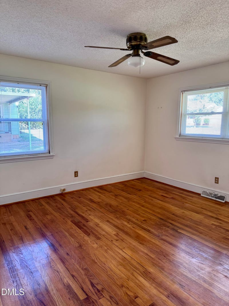 402 Mitchell Ave, Franklinton, NC 27525
