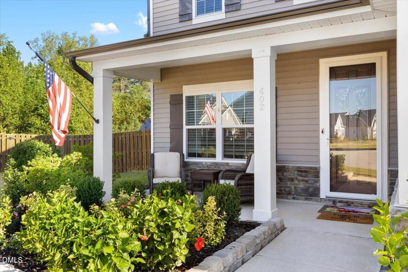 402 Rittenhouse Ct, Fuquay Varina, NC 27526