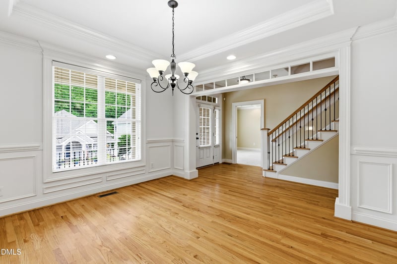 402 Village Loop Dr, Apex, NC 27502