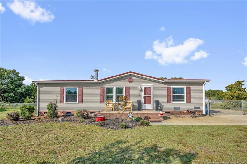 4021 Frontier Ave, Fayetteville, NC 28312