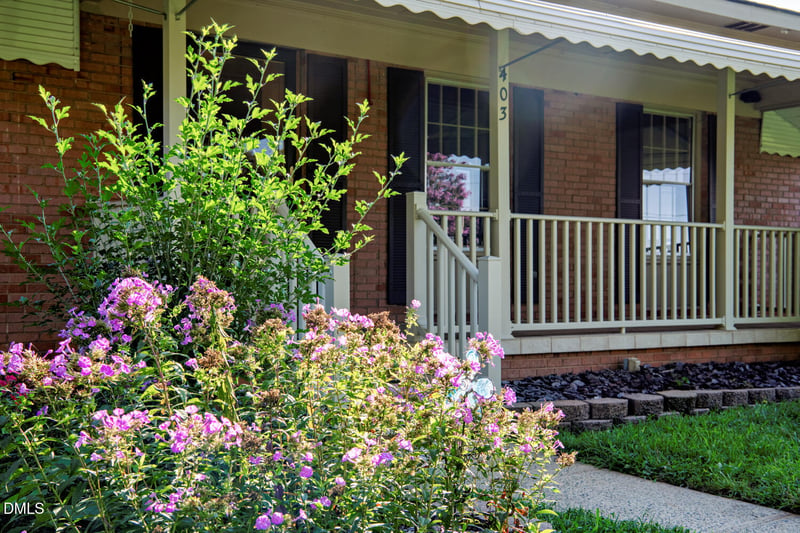 403 E Mcpherson Dr, Mebane, NC 27302