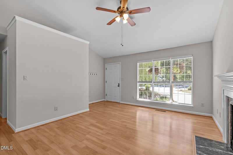 404 Thornwall Ct, Holly Springs, NC 27540