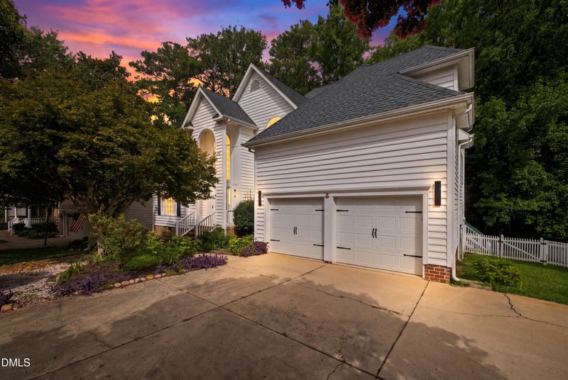 406 Cricketfield Ln, Cary, NC 27518