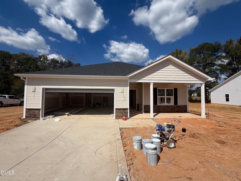406 Thorntons Creek Dr, Erwin, NC 28339