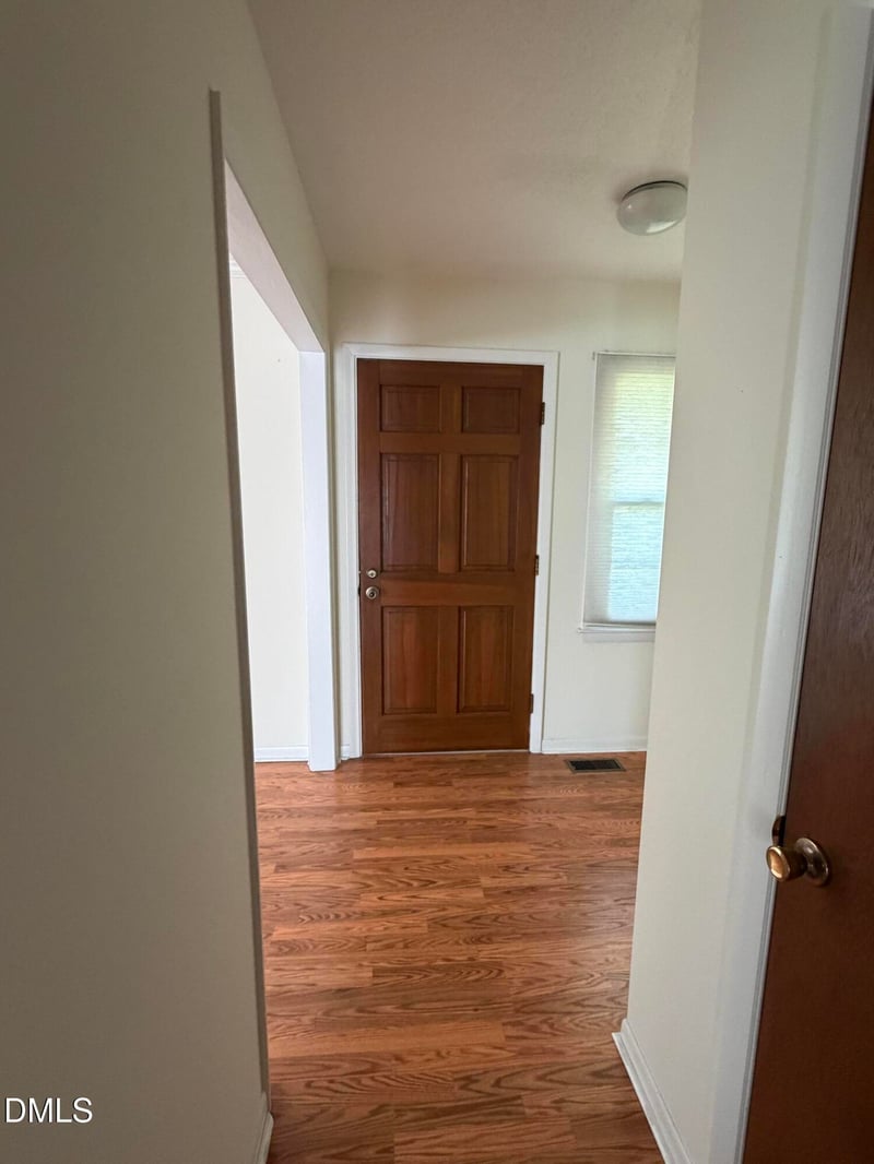 406 Woodruff Rd, Selma, NC 27576
