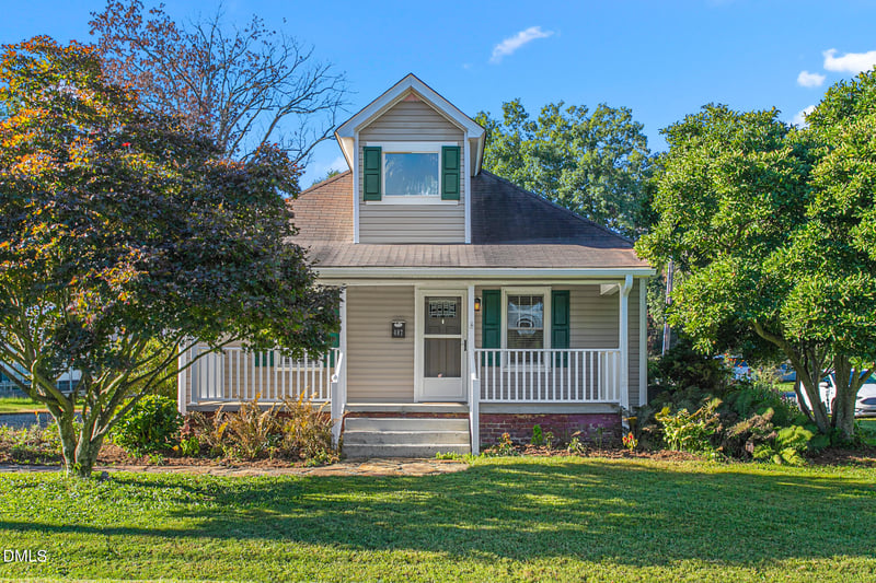 407 W Crawford St, Mebane, NC 27302
