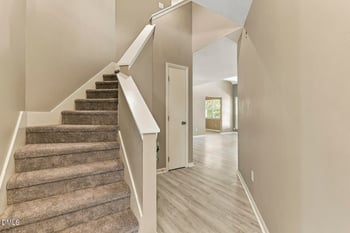 407 Gooseneck Dr #B5, Cary, NC 27513