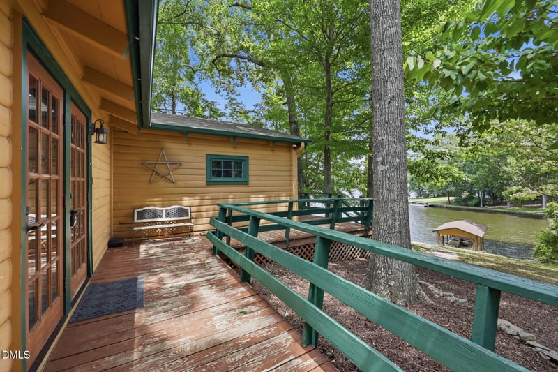 407 Sagamore Dr, Louisburg, NC 27549