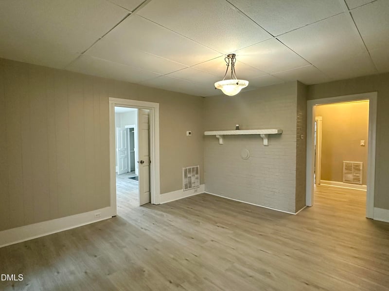 408 E Nash St, Louisburg, NC 27549