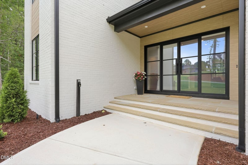 408 Shinleaf Pond Trl, Raleigh, NC 27614