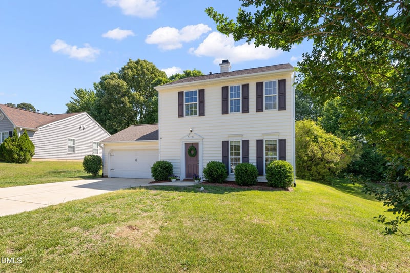 408 Stonecreek Dr, Apex, NC 27539