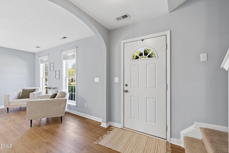 408 Stonecreek Dr, Apex, NC 27539
