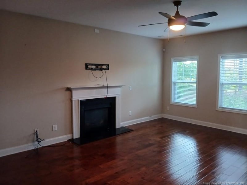 408 Tarmore Ct, Fayetteville, NC 28311