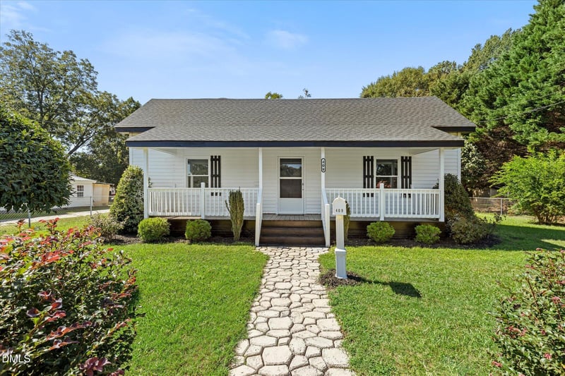 409 W Dr Martin Luther King Jr Way, Selma, NC 27576