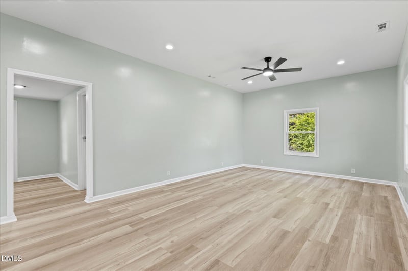 409 W Dr Martin Luther King Jr Way, Selma, NC 27576