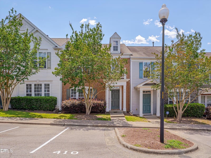 410 Walnut Woods Dr, Morrisville, NC 27560