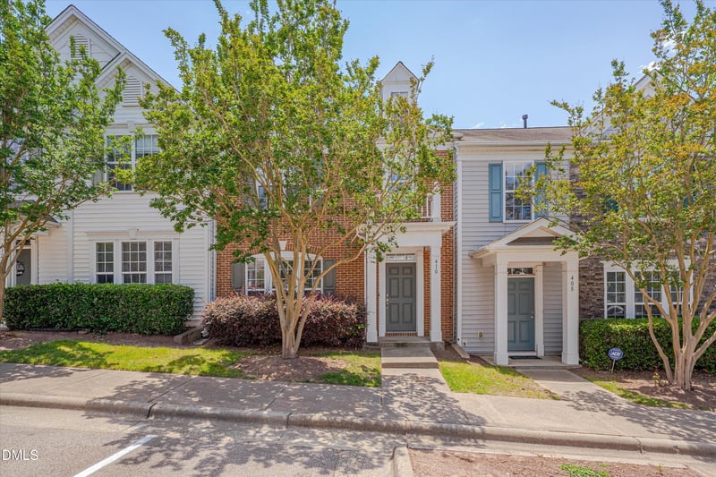 410 Walnut Woods Dr, Morrisville, NC 27560