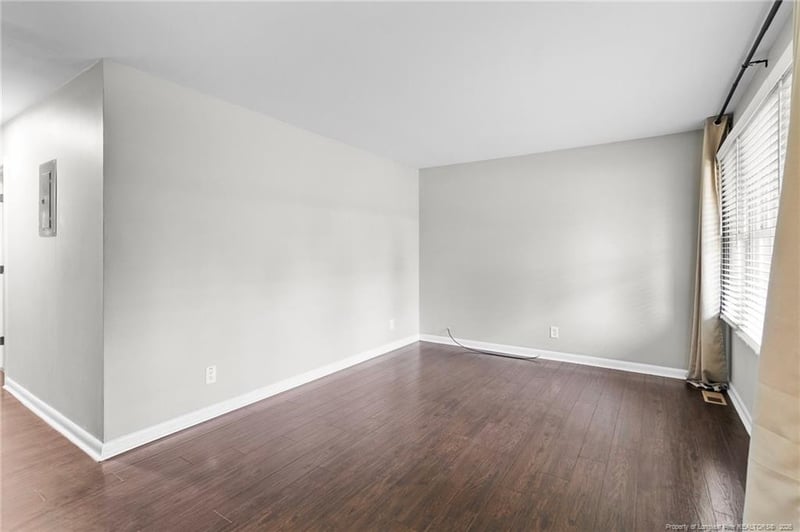4106 Knollwood Dr, Fayetteville, NC 28304