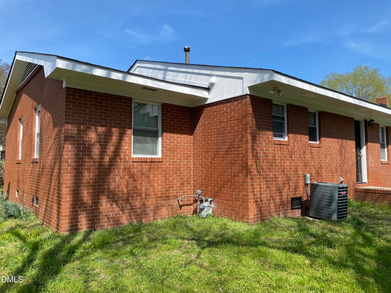 411 W Club Blvd, Durham, NC 27704