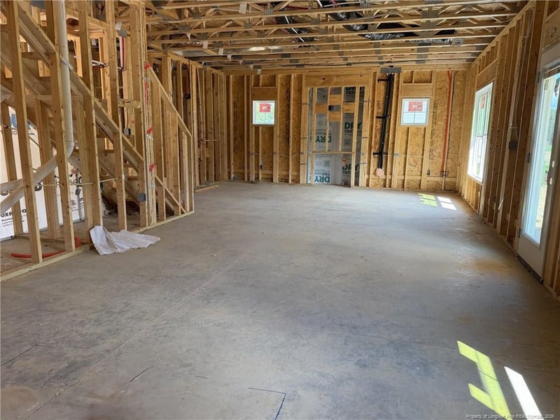 411 Thorntons Creek Dr, Erwin, NC 28339