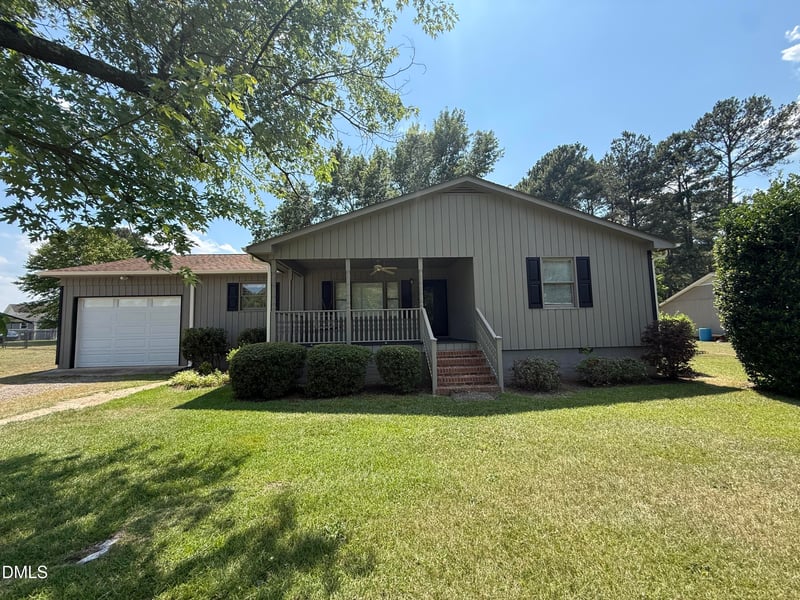 4116 Carson Dr, Sanford, NC 27332