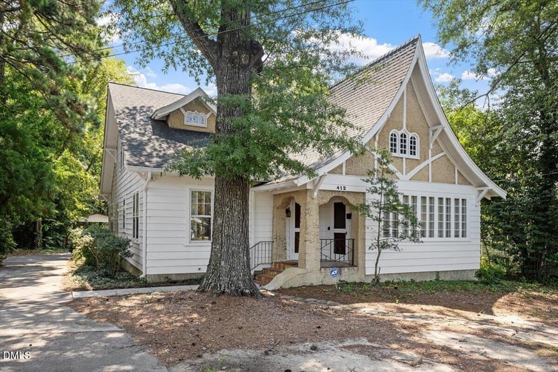 412 N 3rd St, Smithfield, NC 27577