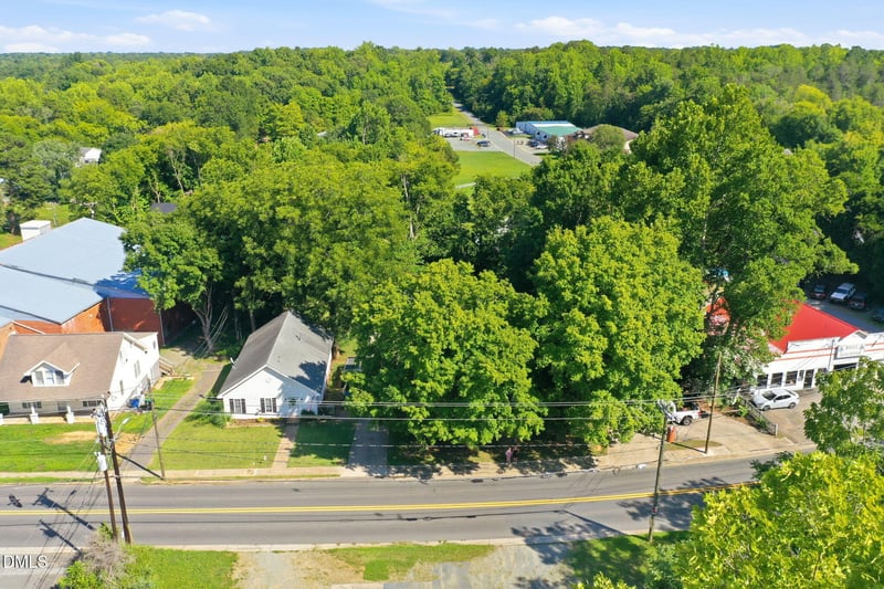 4122 S Nc 62 Hw, Burlington, NC 27215