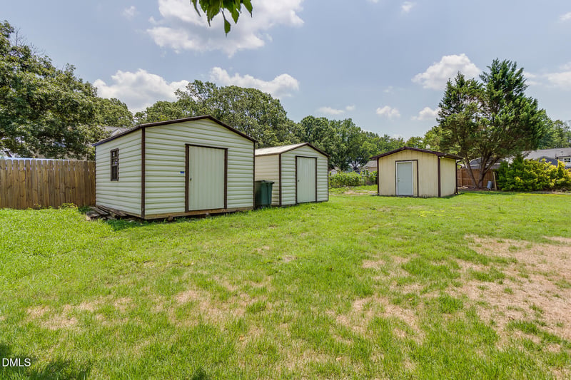 4124 Iverson St, Raleigh, NC 27604