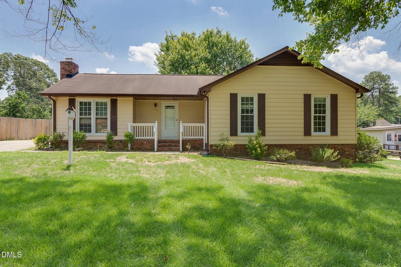 4124 Iverson St, Raleigh, NC 27604
