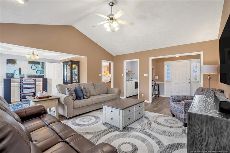 4135 Edward E Maynor Dr, Hope Mills, NC 28348