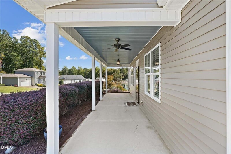 414 Ashley Wds Ct, Clayton, NC 27527