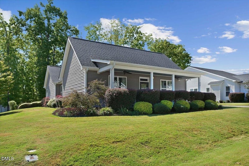 414 Ashley Wds Ct, Clayton, NC 27527